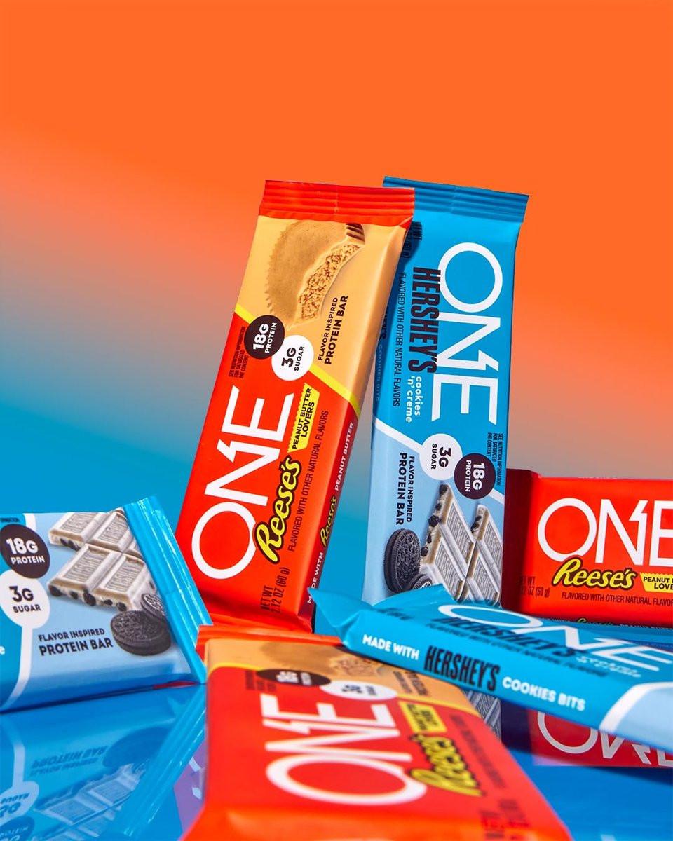 ONE Protein Bars, Hershey's Cookies 'n' Creme, Gluten Free with 18g Protein and 3g Sugar, Pantry Staples, 2.12 oz (12 Count) - görsel 14