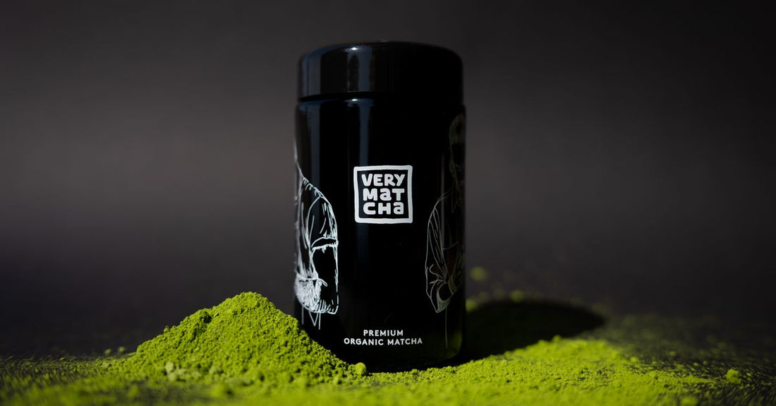 A selection of flavonoid supplement capsules and powders on a clean surface, illustrating a flavonoids buying guide UK for beginners.