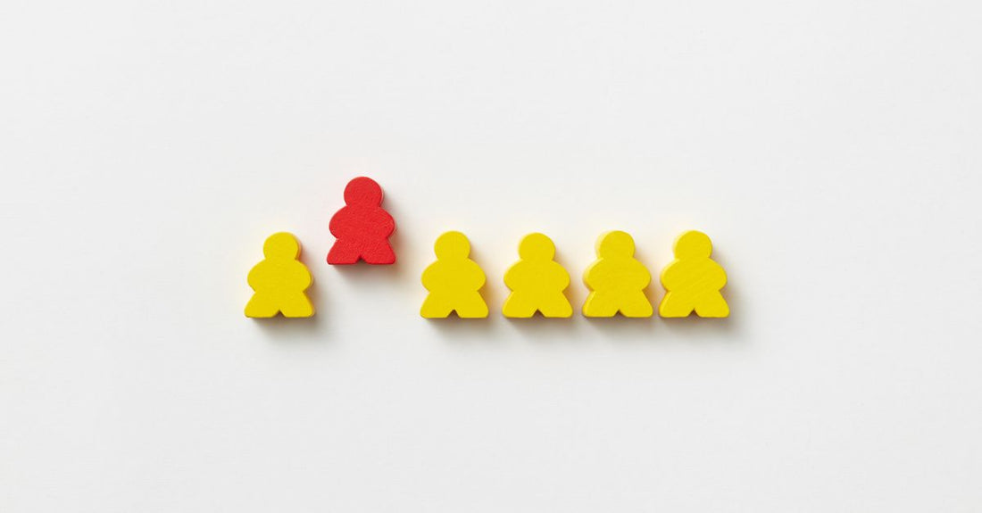 A bottle of biotin B7 vitamin supplements on a clean white background, ideal for illustrating a B7 (biotin) buying guide.