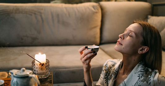 White anti-snoring mouthpiece and nasal dilator on a clean surface, illustrating a snore reducing aids buying guide UK