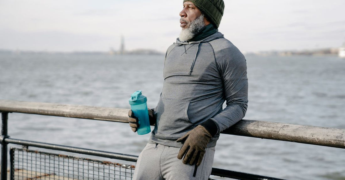 Shaker bottles buying guide UK featuring a durable, leak-proof protein shaker bottle on a clean white background.
