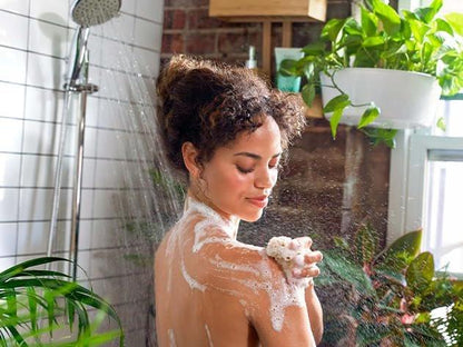 Babo Botanicals Calming Lavender 2-in-1 Bubble Bath & Wash - Relaxing Chamomile & Lavender - EWG Verified - Vegan - For All Ages - Scented with Lavender Essential Oil