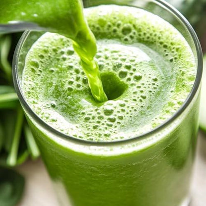Kuli Kuli Moringa Oleifera Organic Leaf Powder & Green Smoothie, 100% Pure USDA Certified & Non-GMO Moringa Powder, Great with Smoothies, Tea, and Food, 1 Pack