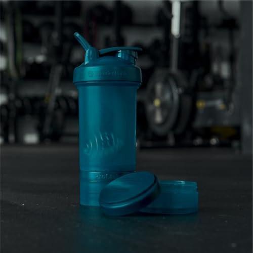 BlenderBottle Shaker Bottle with Pill Organizer and Storage for Protein Powder, Classic V2 ProStak System, 22-Ounce, Ocean Blue - görsel 1
