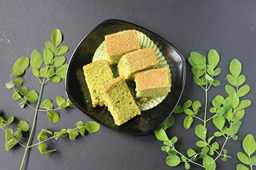 Organic Moringa Powder - 35.28 oz | Pack of – Non-GMO Verified: Made from non-genetically modified moringa leaves. – Image 2